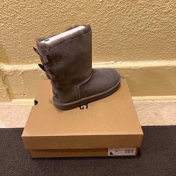 UGG Other - Ugg grey boots